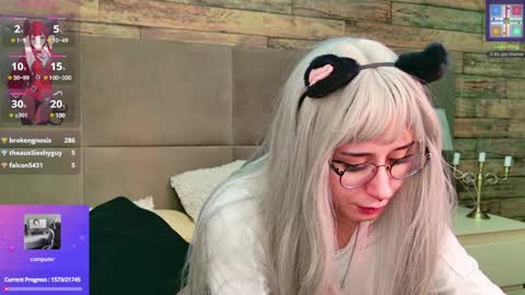 Karina Hayes online show from January 26, 3:25 pm