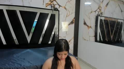 Snapshot of karinasimonz chatting on October 21, 8:34 pm KarinaSimonz online show from October 21, 8:34 pm