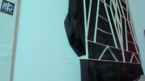 KARINNA  RAVEN online show from December 17, 1:23 am