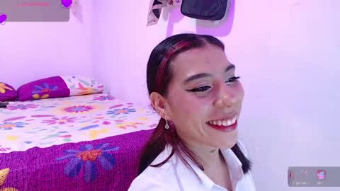 Snapshot of karla0524 chatting on September 29, 2:54 am KARLA online show from September 29, 2:54 am