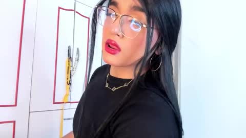 DIOR  online show from February 26, 4:32 pm