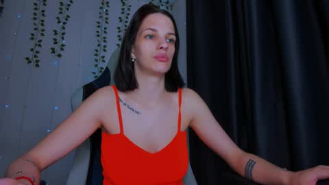 karla_lim online show from May 25, 8:31 am