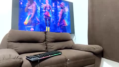 karlakush101 online show from March 19, 8:31 am