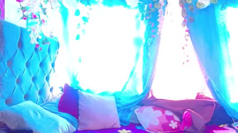 KARLY.  online show from September 19, 12:53 pm