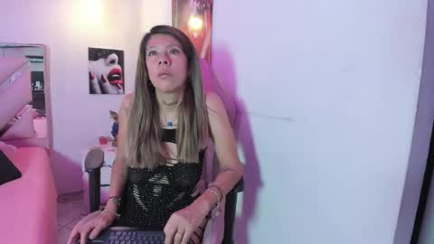 Karly Moonns online show from May 26, 4:07 am