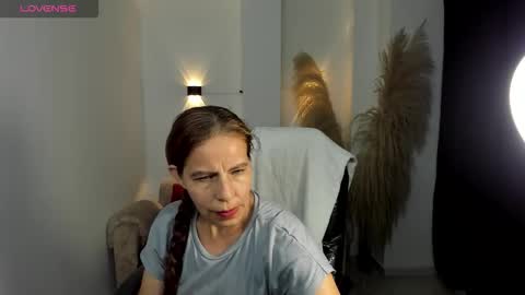 KARLYE online show from February 14, 4:37 am