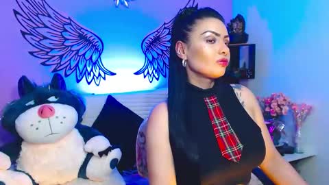 Karol Kenedy online show from February 20, 7:10 am