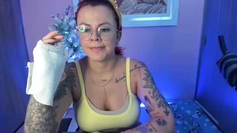 kAROL MILF   online show from January 26, 10:13 pm