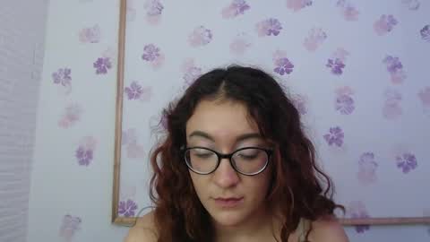 Karol online show from April 18, 7:07 pm