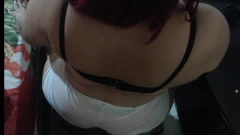 karolbb21 online show from May 1, 11:15 am