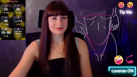 Caroline online show from September 25, 5:36 am