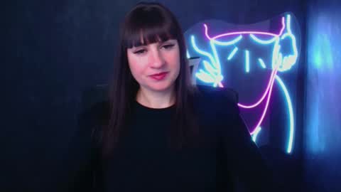 Caroline online show from December 11, 6:25 am