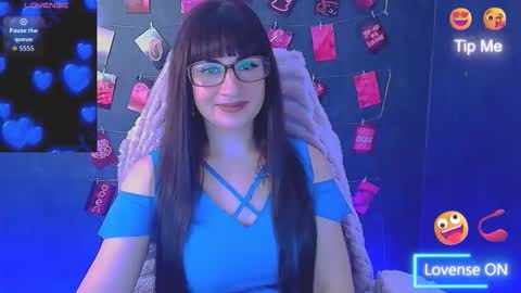 Caroline online show from February 17, 8:24 am