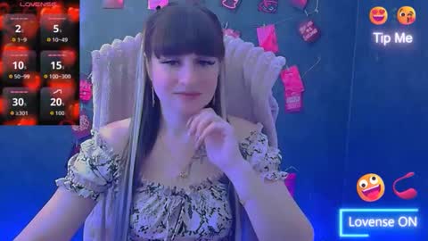 Caroline online show from May 10, 6:53 am