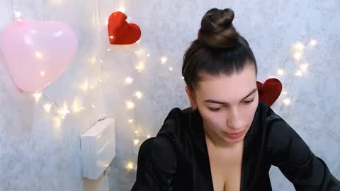 Snapshot of karolinamex_ chatting on February 14, 9:56 am Karolina online show from February 14, 9:56 am