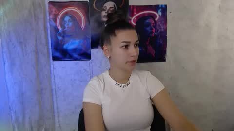 Snapshot of karolinamex_ chatting on October 17, 5:22 am Karolina online show from October 17, 5:22 am