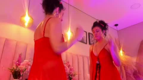 karoline_lux online show from April 11, 7:45 am