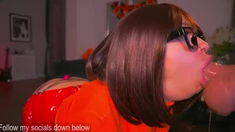 Caroline online show from October 27, 4:01 am