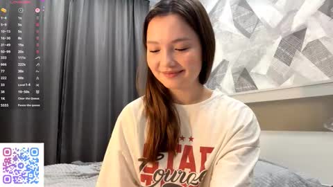 Kira online show from October 17, 8:13 pm