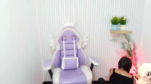 kataleya online show from November 8, 3:59 pm