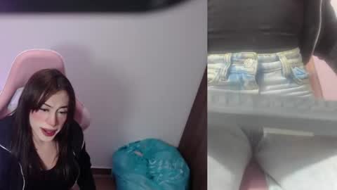 katalinaferreirax online show from February 11, 9:35 am