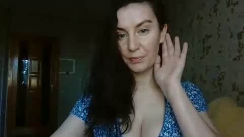 Snapshot of katalinaqe chatting on September 15, 6:37 am KatalinaQE online show from September 15, 6:37 am