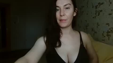 Snapshot of katalinaqe chatting on September 16, 6:38 am KatalinaQE online show from September 16, 6:38 am