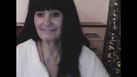 Snapshot of katarinaohdream chatting on December 7, 1:02 pm KatarinaOhDream online show from December 7, 1:02 pm