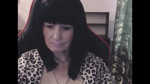 Snapshot of katarinaohdream chatting on October 20, 1:05 pm KatarinaOhDream online show from October 20, 1:05 pm