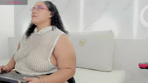 kate bould online show from April 14, 3:43 am