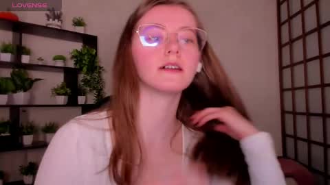 Kate online show from May 14, 2:21 am