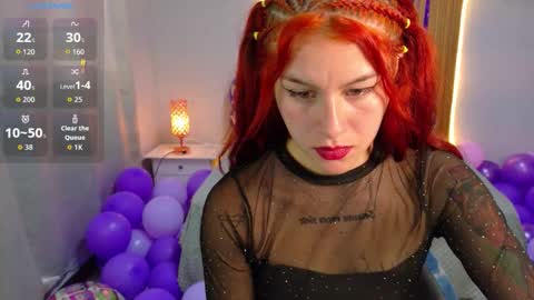 kate_lawrence_ online show from November 11, 12:07 pm