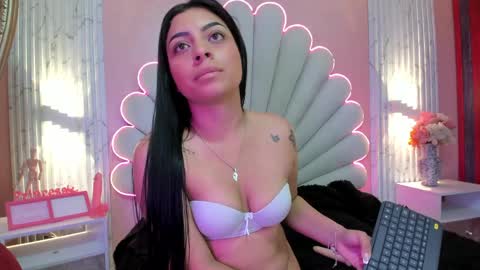 kate online show from May 15, 5:20 pm