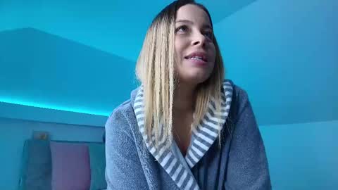 KateAllyaa online show from December 23, 11:16 am