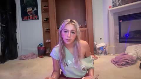 kateharperr online show from January 7, 10:37 pm