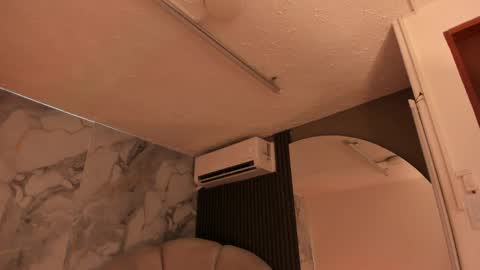 Im Katherine but call me Kate  online show from April 19, 12:17 pm