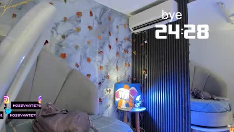 Im Katherine but call me Kate  online show from November 4, 12:17 pm