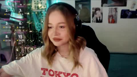 Snapshot of katerinaxvold chatting on January 16, 7:17 am Lisa online show from January 16, 7:17 am