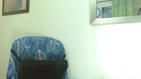 Snapshot of katerineleon chatting on October 19, 10:03 pm katerineleon online show from October 19, 10:03 pm