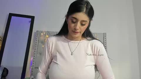 love meeee online show from May 15, 9:55 pm