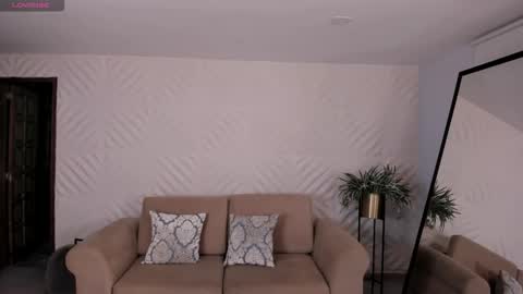 K A T E  online show from October 14, 10:18 am