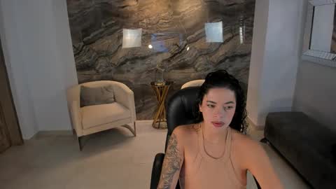 K A T E  online show from January 17, 8:24 am