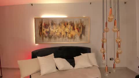 K A T E  online show from March 26, 12:21 pm