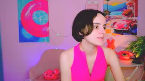 katewillows online show from January 19, 4:00 am