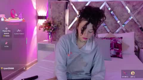 Snapshot of kathegomez_ chatting on October 15, 2:26 am KatheGomez  online show from October 15, 2:26 am
