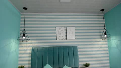 Snapshot of katherin_smith_ chatting on January 11, 10:51 am kathe online show from January 11, 10:51 am