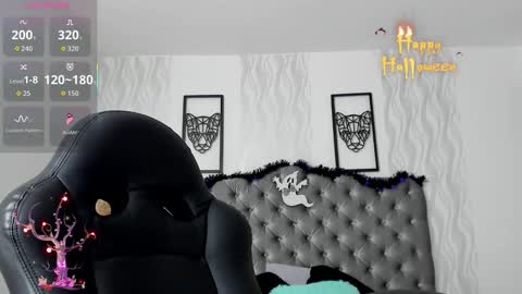 kathh_latorre online show from October 11, 2:54 pm