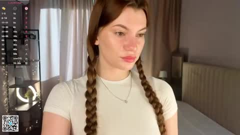 Lola online show from March 30, 4:23 am