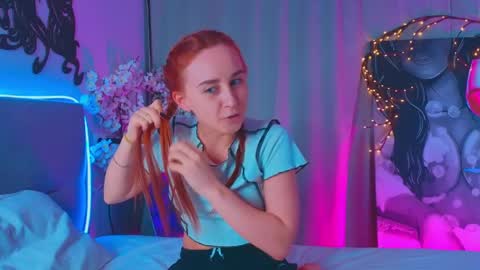 Bonie  online show from April 4, 7:21 pm