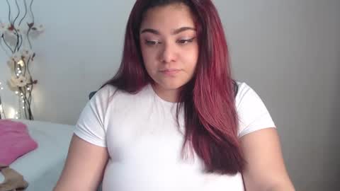 kathygonzalez_ online show from February 25, 5:19 pm